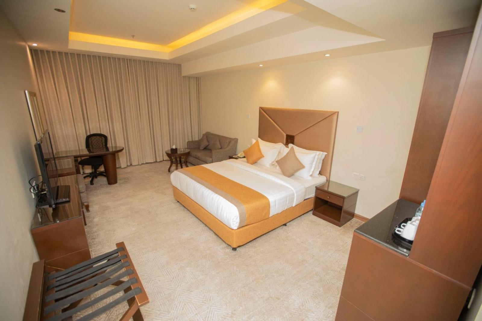 Sanam Hotel Suites - Riadh Exterior foto
