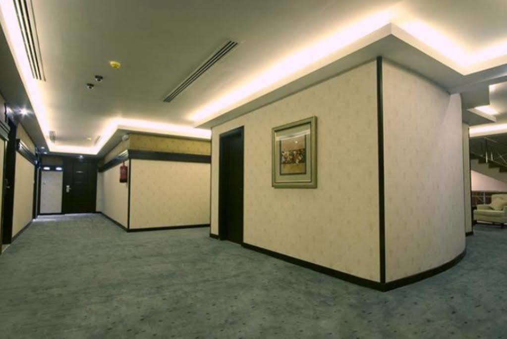 Sanam Hotel Suites - Riadh Exterior foto